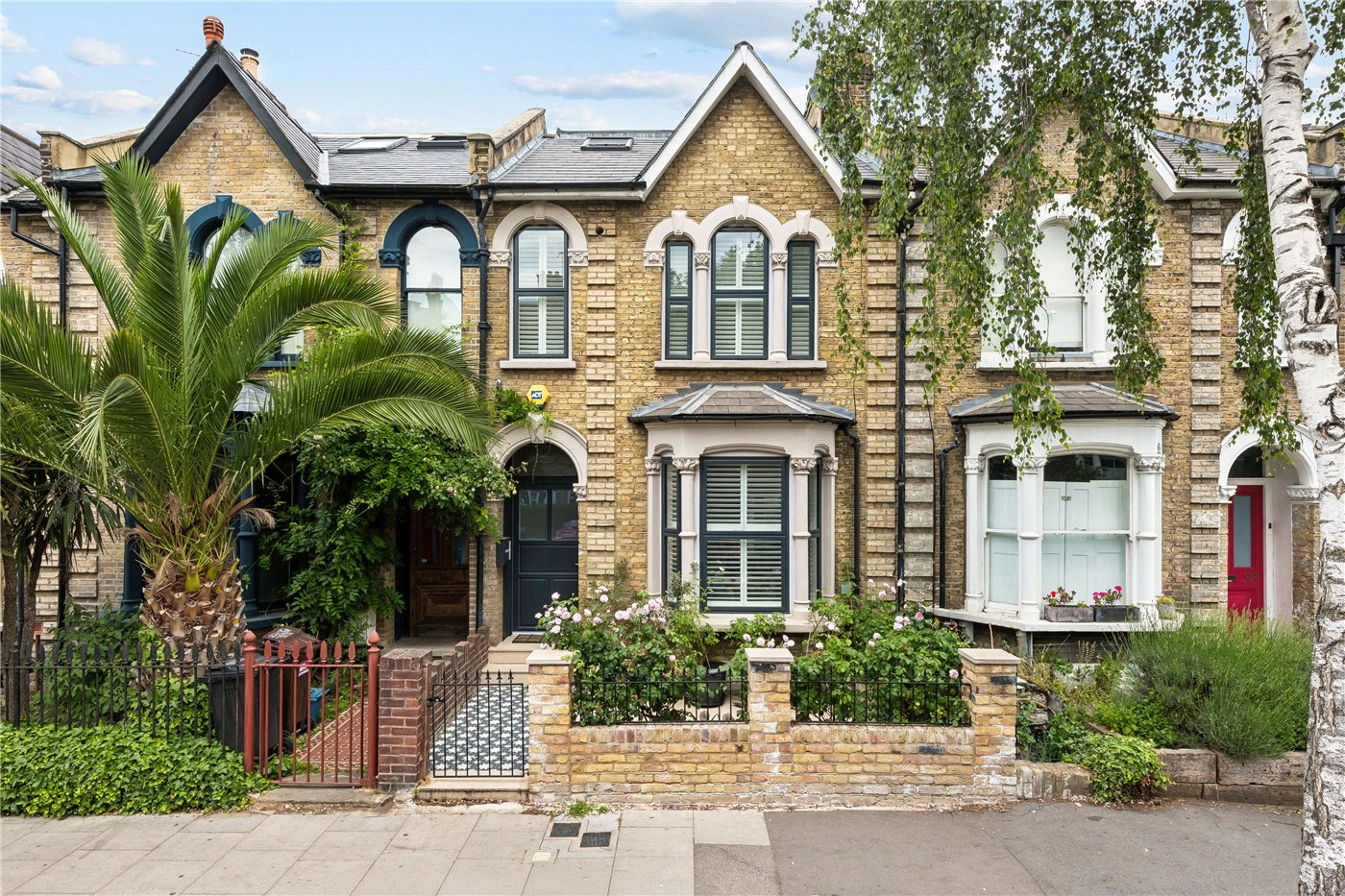 Powerscroft Road, London, E5