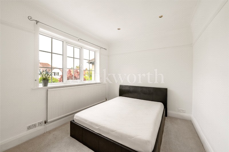 St. Georges Road, London, NW11
