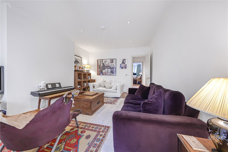 Randolph Avenue, London, W9