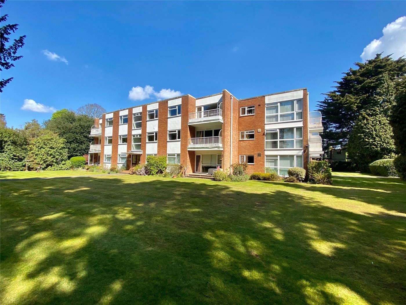 2 bedroom property for sale in Clarendon Road, Westbourne, Bournemouth