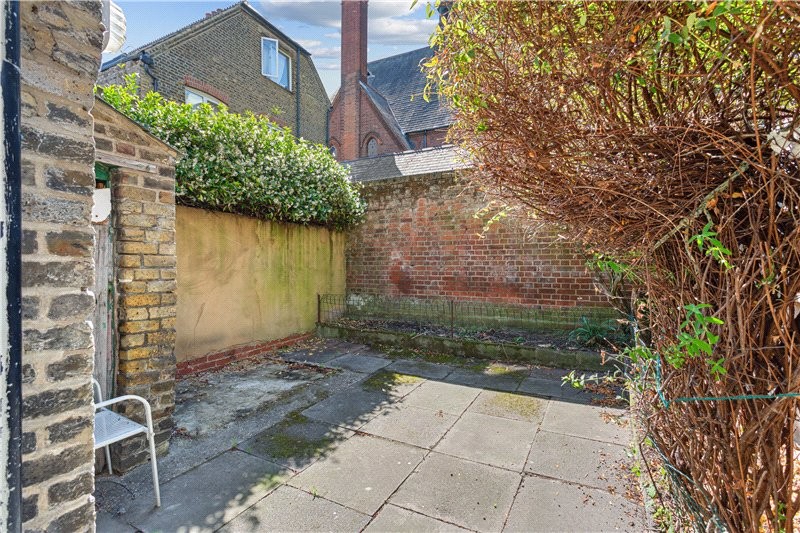 Henshaw Street, London, SE17