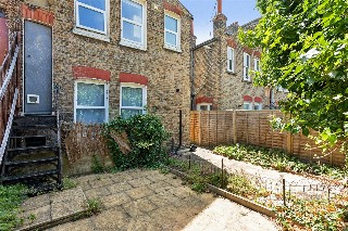 Salterford Road, London, SW17
