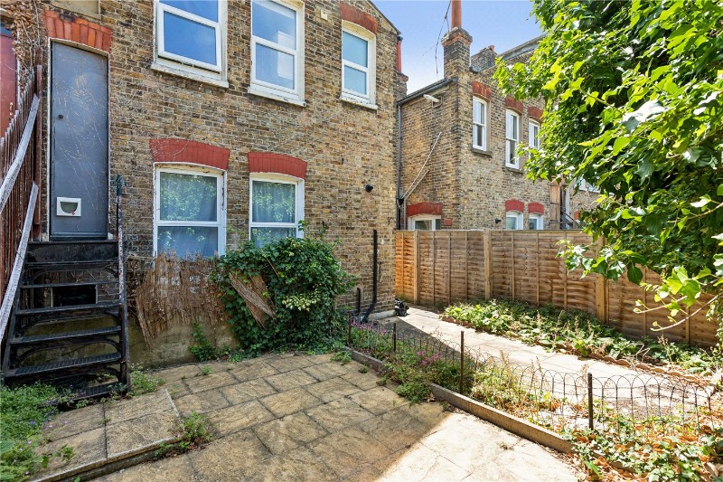 Salterford Road, London, SW17