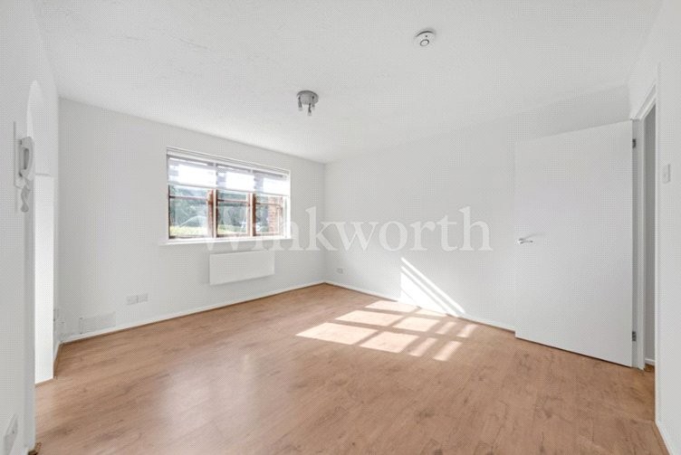 Woodvale Way, London, NW11
