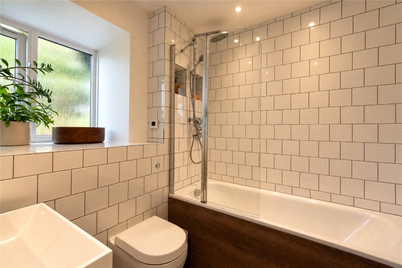 Linwood Close, London, SE5