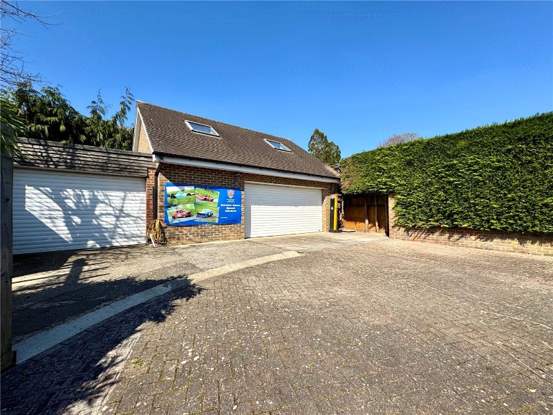 Oak Ash Green, Wilton, Salisbury, Wiltshire, SP2