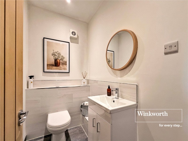 Braeside Road, West Moors, Ferndown, Dorset, BH22