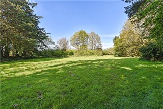 Stoner Hill Road, Froxfield, Petersfield, Hampshire, GU32
