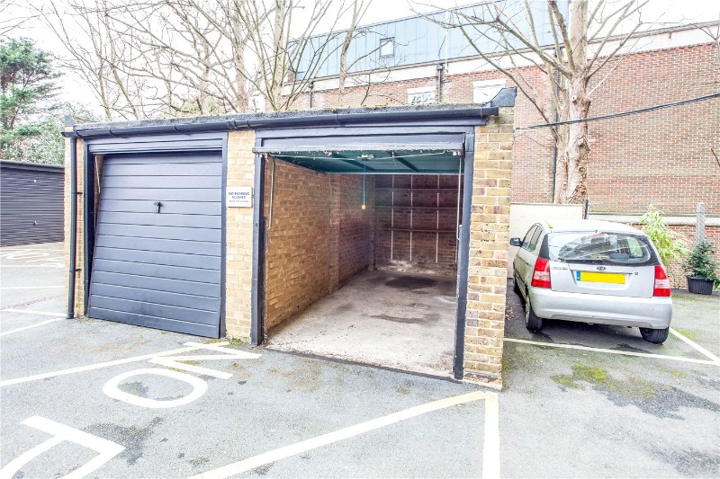 Cholmeley Lodge, Cholmeley Park, London, N6
