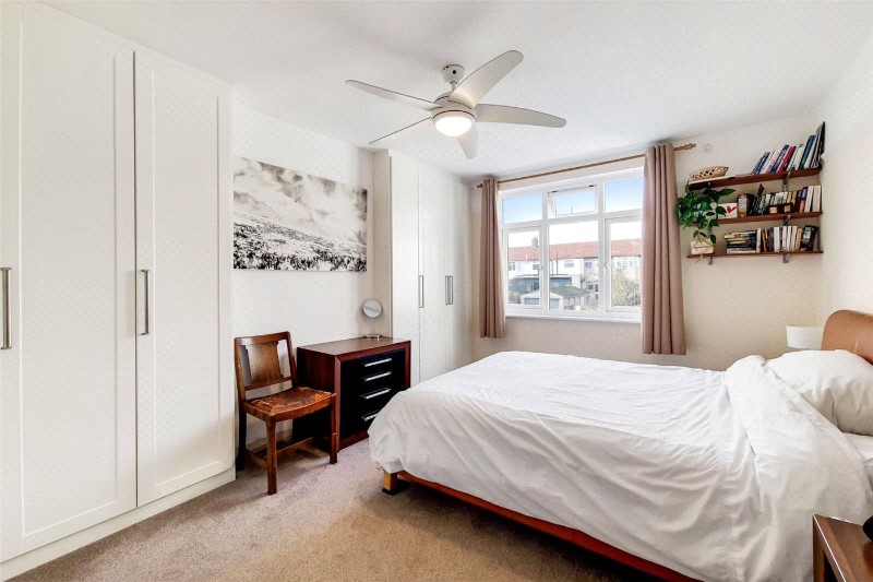 Godfrey Avenue, Twickenham, TW2
