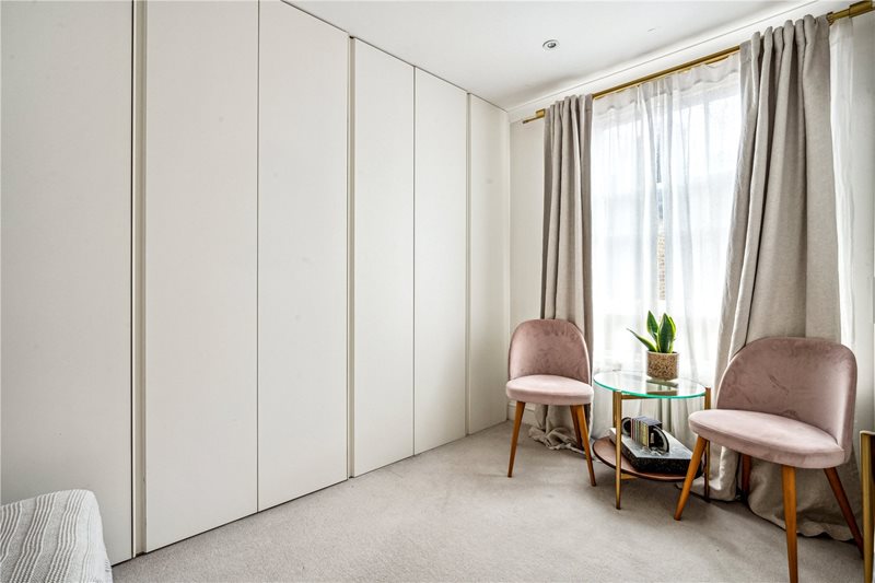 Moscow Road, London, W2