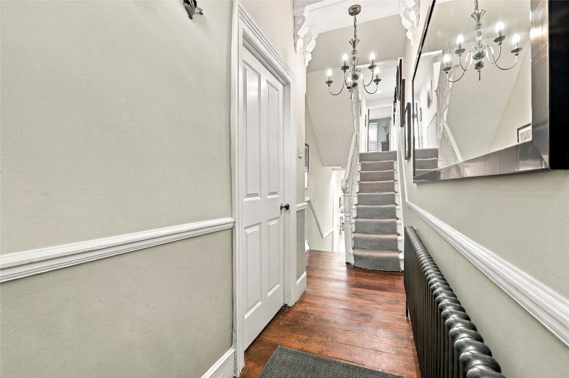 Kersley Road, London, N16