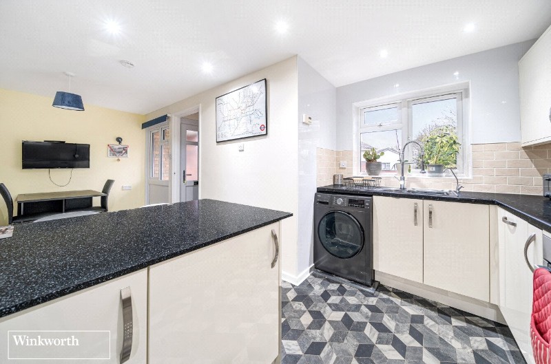 Novello Close, Basingstoke, Hampshire, RG22