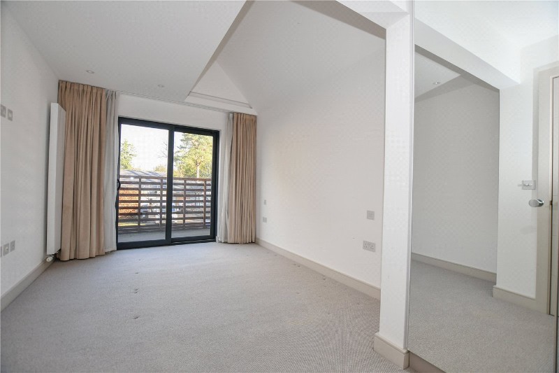 New Wokingham Road, Crowthorne, Berkshire, RG45