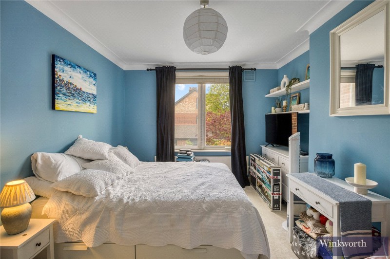 Cholmondeley Avenue, London, NW10