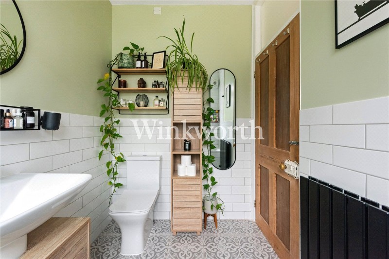 Maurice Avenue, London, N22