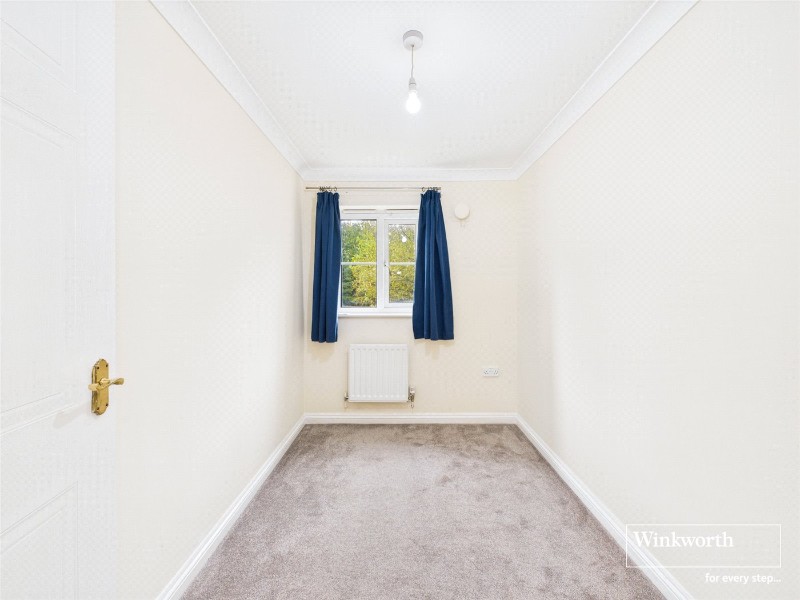 Field Mead, Colindale, London, NW9