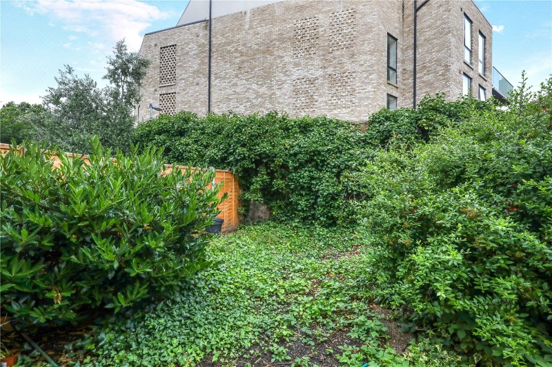 Stuart Road, London, W3
