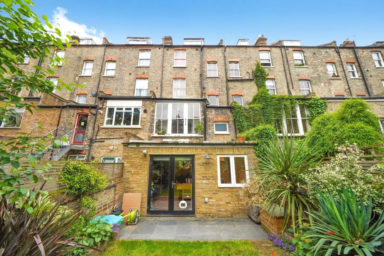 2 bedroom property for sale in Crayford Road, London, N7 (Ref KET230215