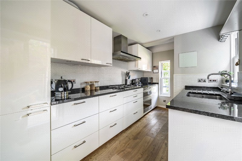St. Georges Road, Farnham, Surrey, GU9