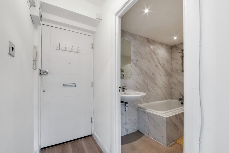 Bromley Road, Beckenham, BR3