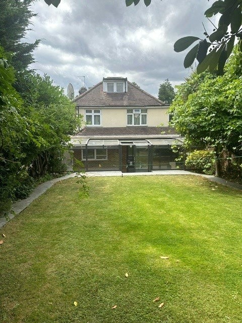 Salmon Street, Kingsbury, London, NW9