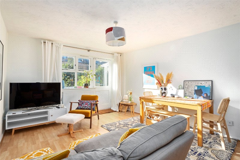 Henry Doulton Drive, London, SW17