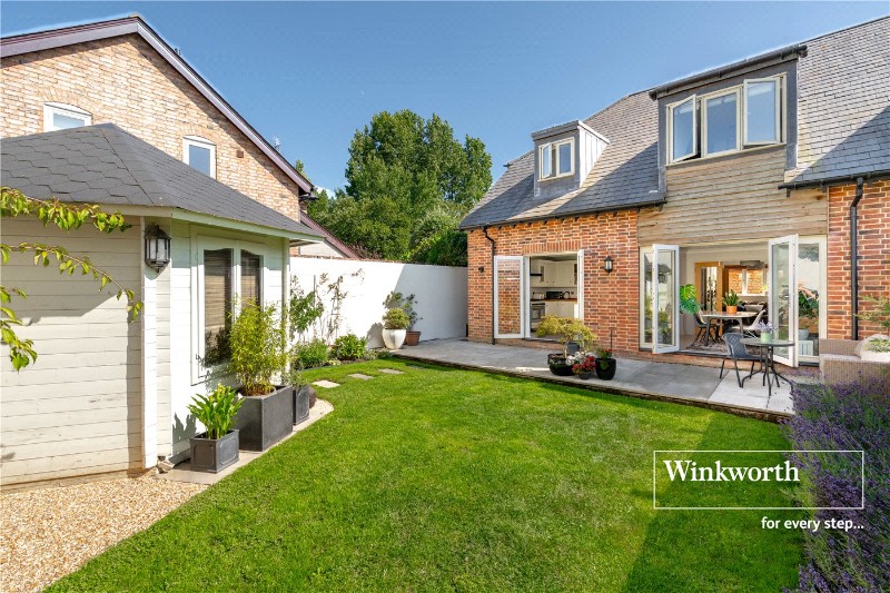 Longham Farm Close, Longham, Ferndown, Dorset, BH22