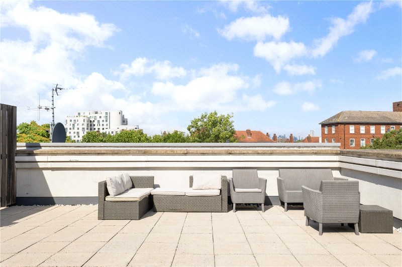 Triangle Place, London, SW4