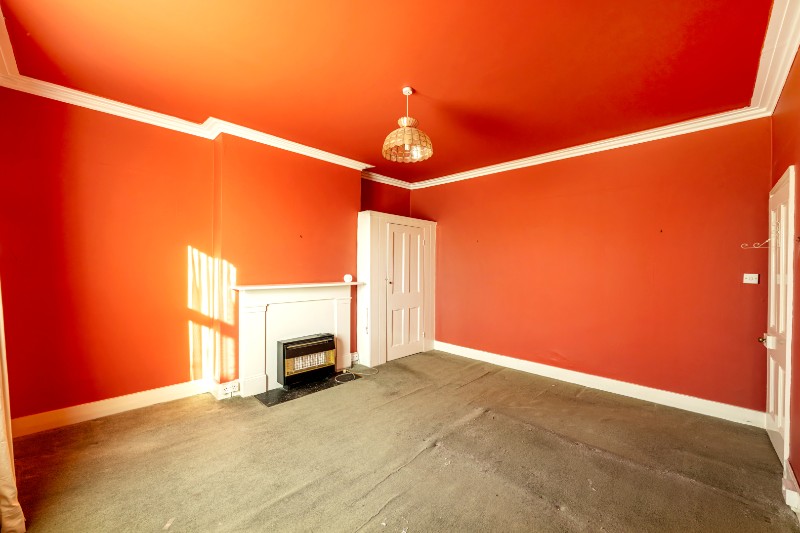 St. Quintin Avenue, London, W10