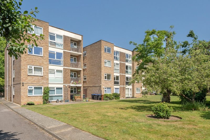 Brackley Road, Beckenham, BR3
