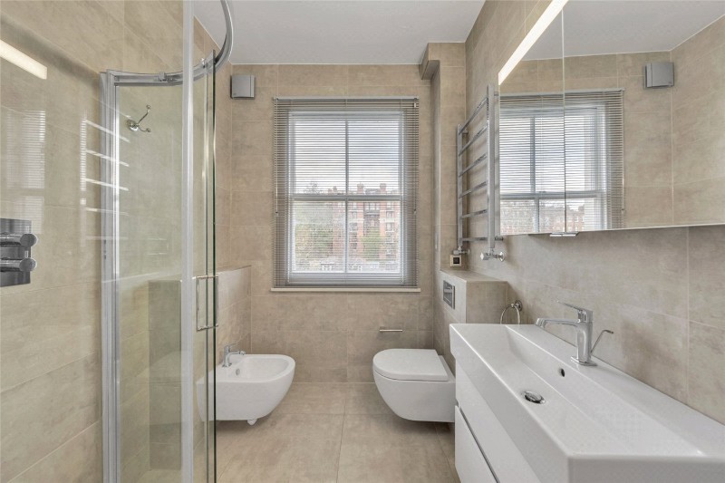 Randolph Avenue, London, W9