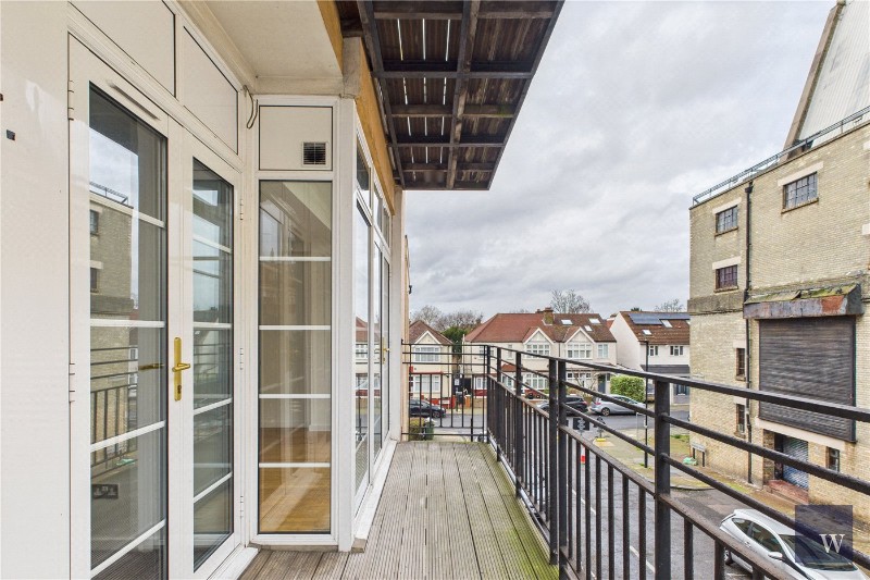 Barrhill Road, London, SW2