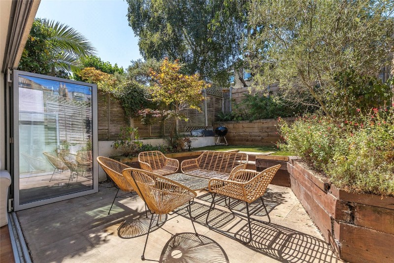 Cromford Road, Putney, SW18