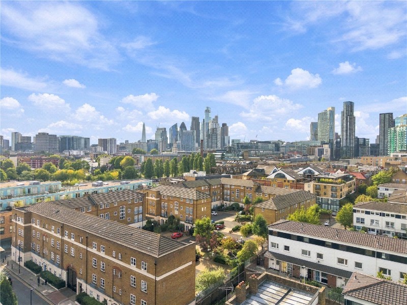St. Matthew's Row, London, E2