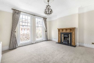 Riverview Gardens, London, SW13