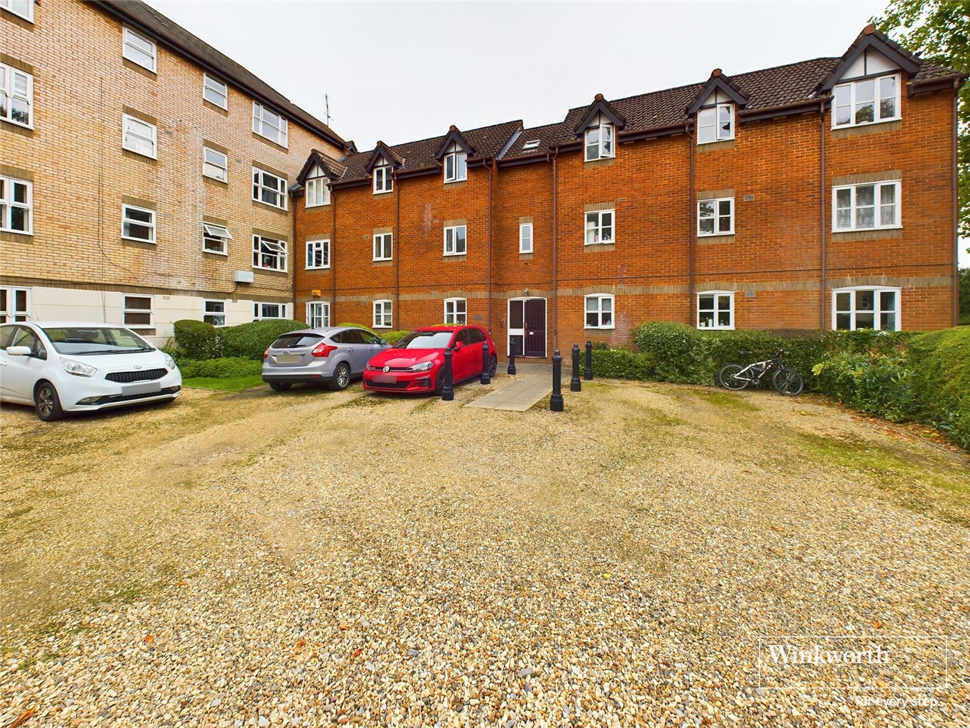 Ashdown House, Rembrandt Way, Reading, Berkshire, RG1 2 bedroom flat/apartment in Rembrandt Way