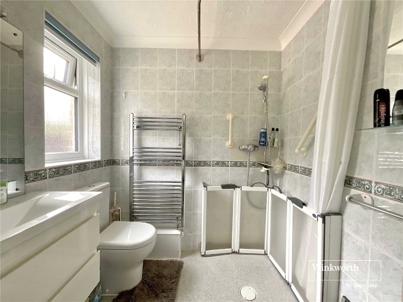 Chewton Common Road, Highcliffe, Christchurch, Dorset, BH23