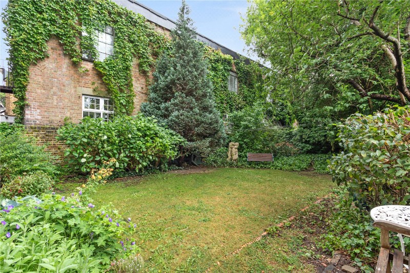 Clapton Square, London, E5