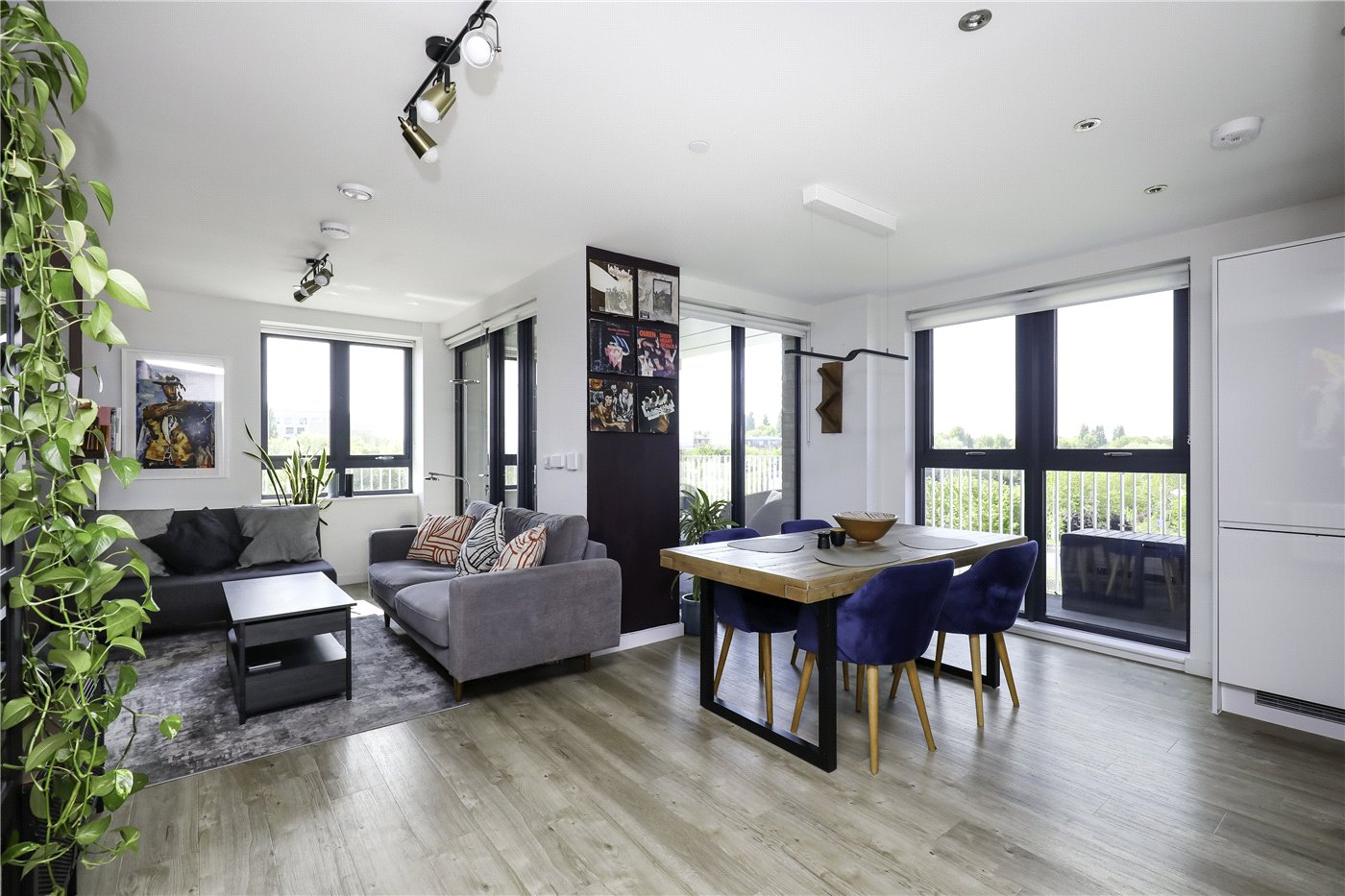 Lakeside Drive, London, NW10