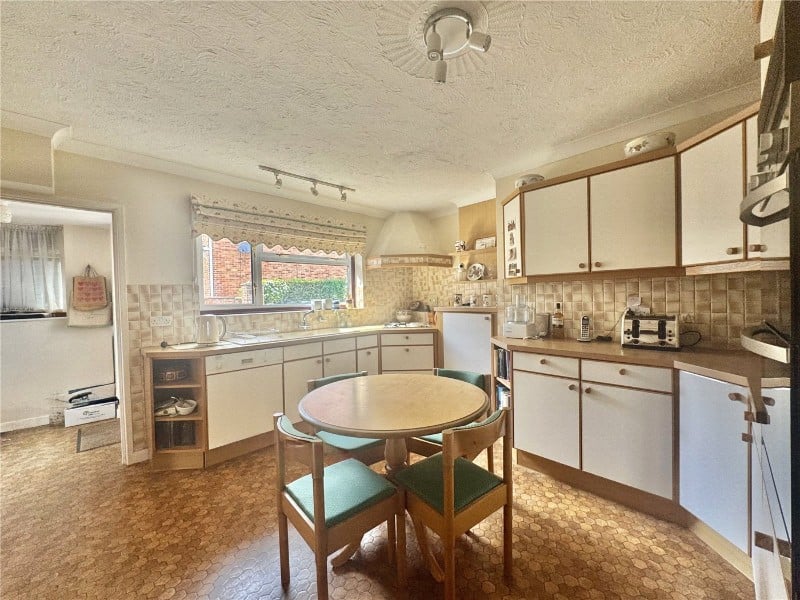 Sea Road, Milford on Sea, Lymington, Hampshire, SO41