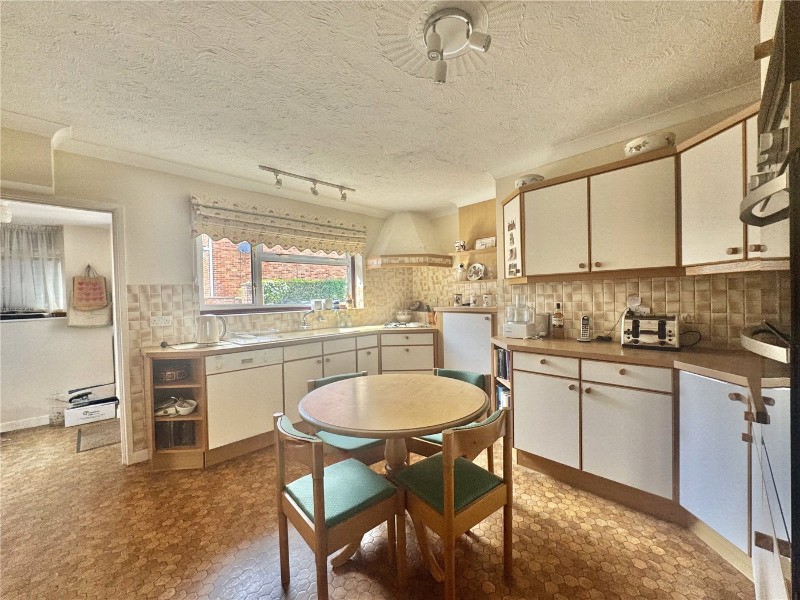 Sea Road, Milford on Sea, Lymington, Hampshire, SO41