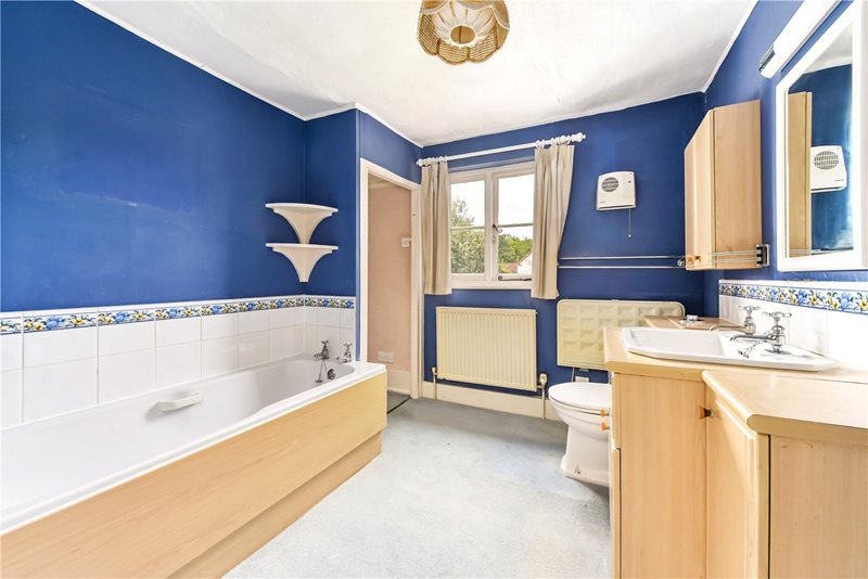 College Street, Petersfield, Hampshire, GU31