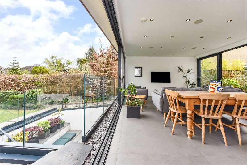 Bereweeke Avenue, Winchester, Hampshire, SO22