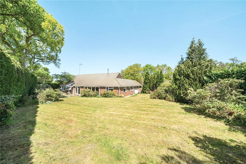 The Meadows, Churt, Farnham, Surrey, GU10