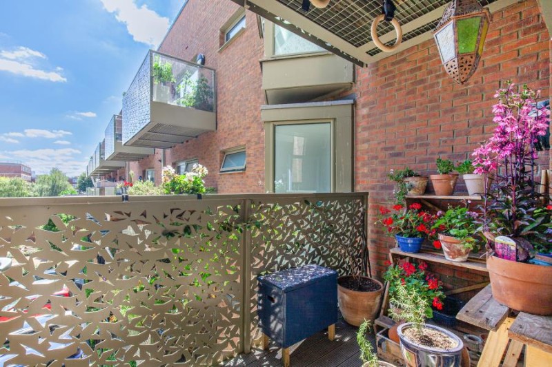 Broome Way, SE5
