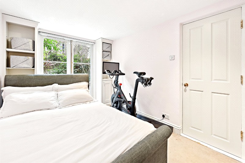 Alderney Street, London, SW1V