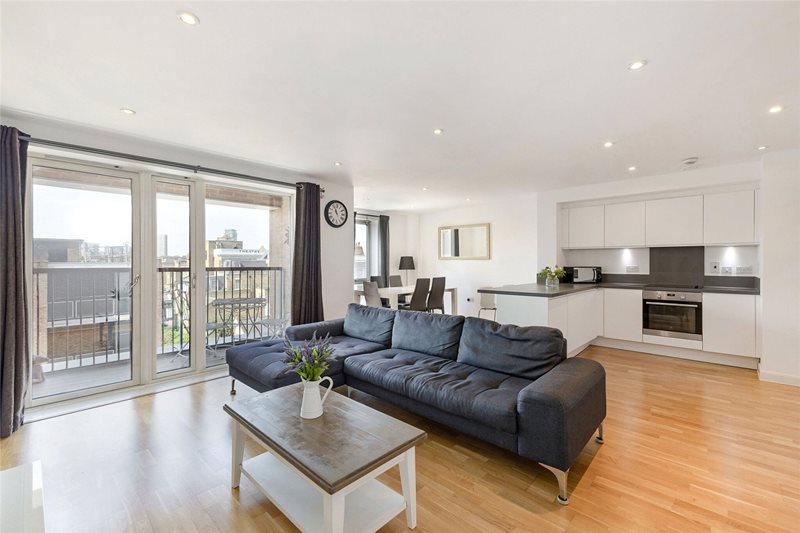 Battersea Park Road, London, UK, SW11