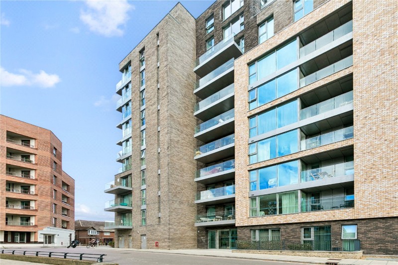 Newnton Close, London, N4