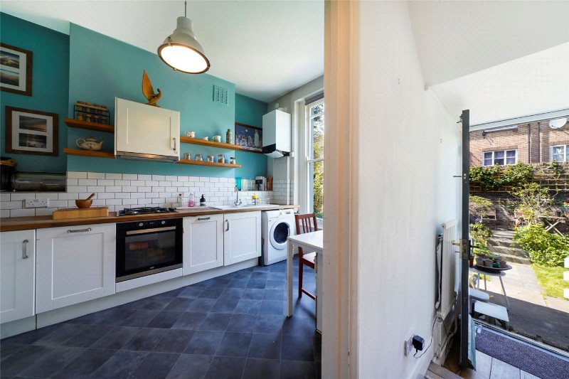 Kingsdown Road, London, N19